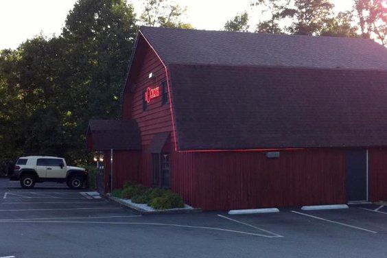 Bogart's Restaurant and Tavern exterior