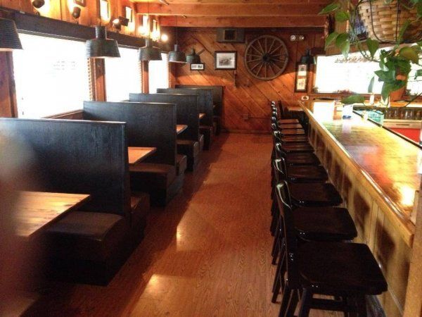 Bogart's Restaurant interior