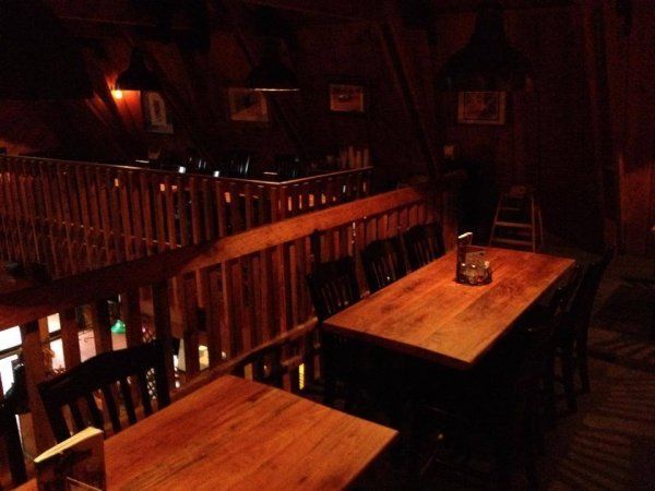 Bogart's Restaurant interior