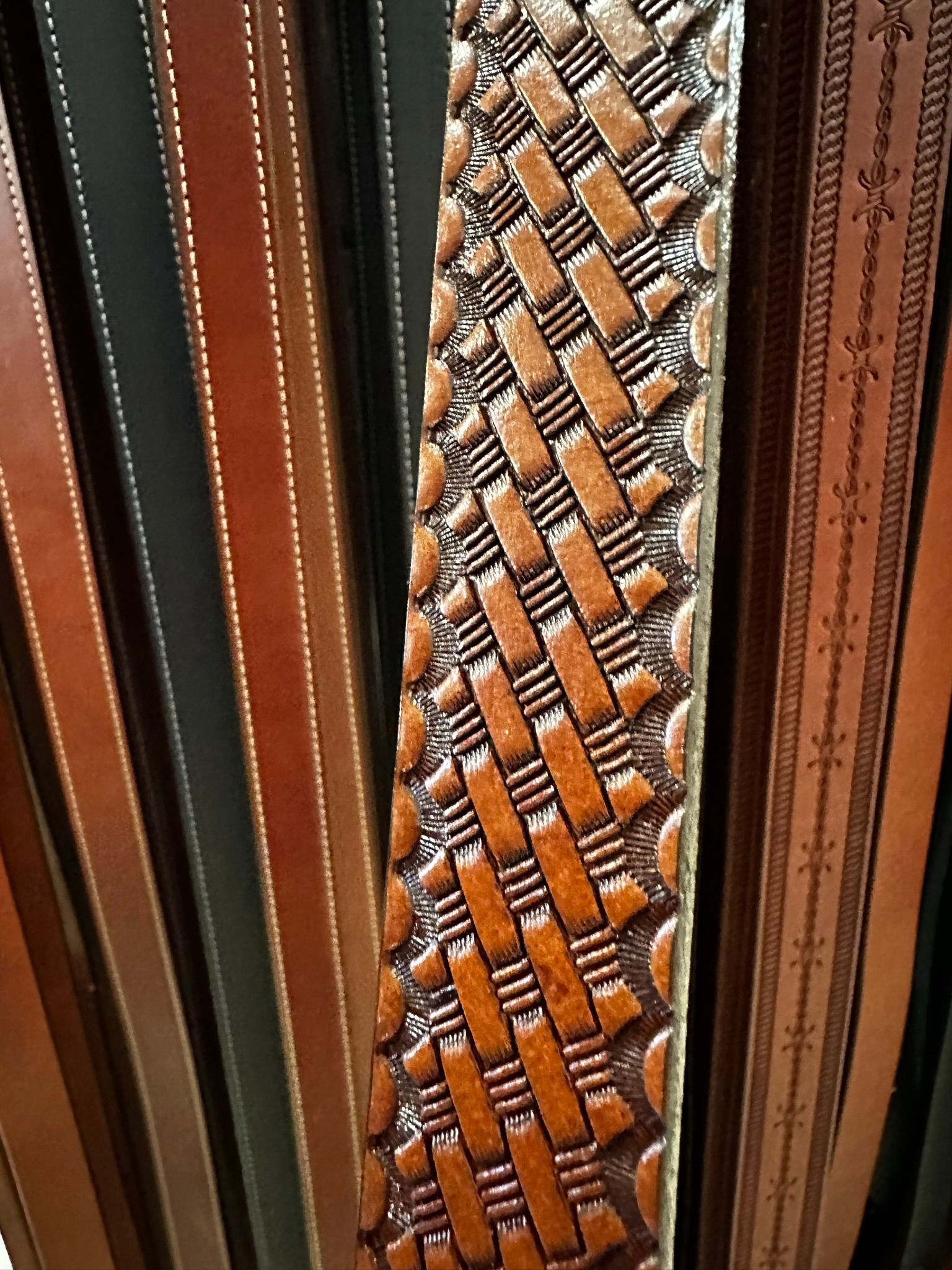 Leather belt with design