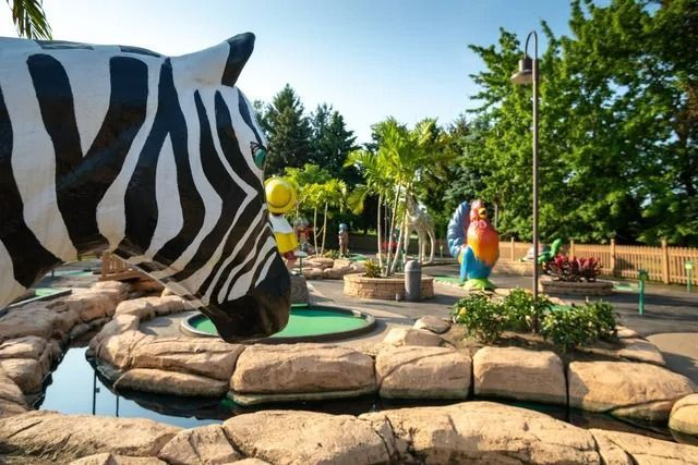 Miniature golf course