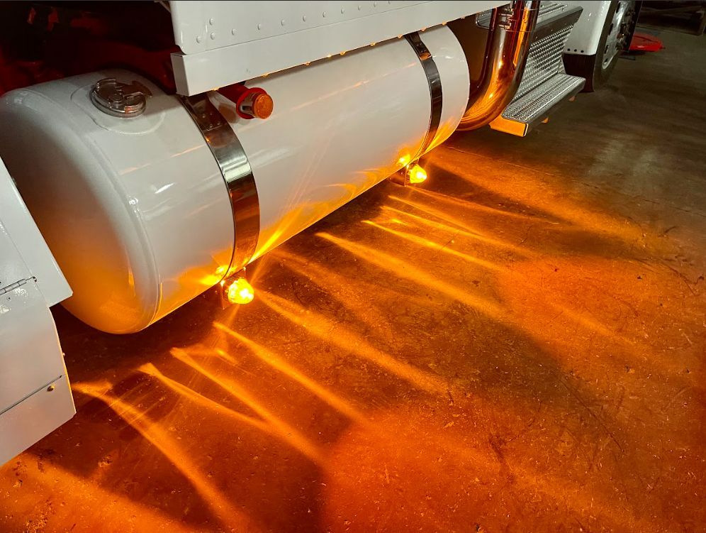 Pete Fuel Tank Light Brackets