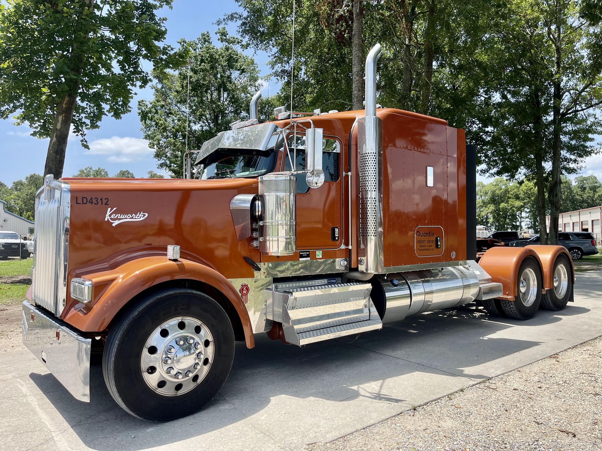 11ga Kenworth Script Logo