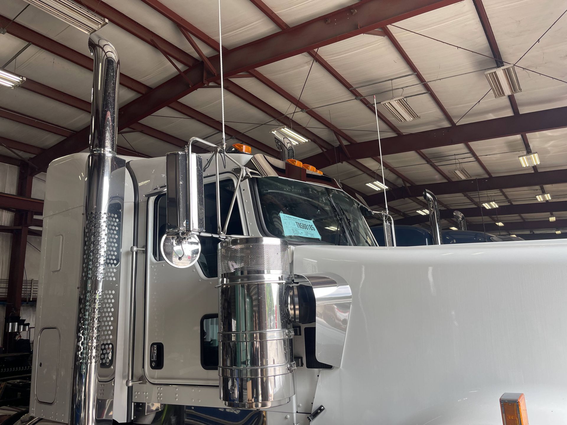 Kenworth Colt BowTie