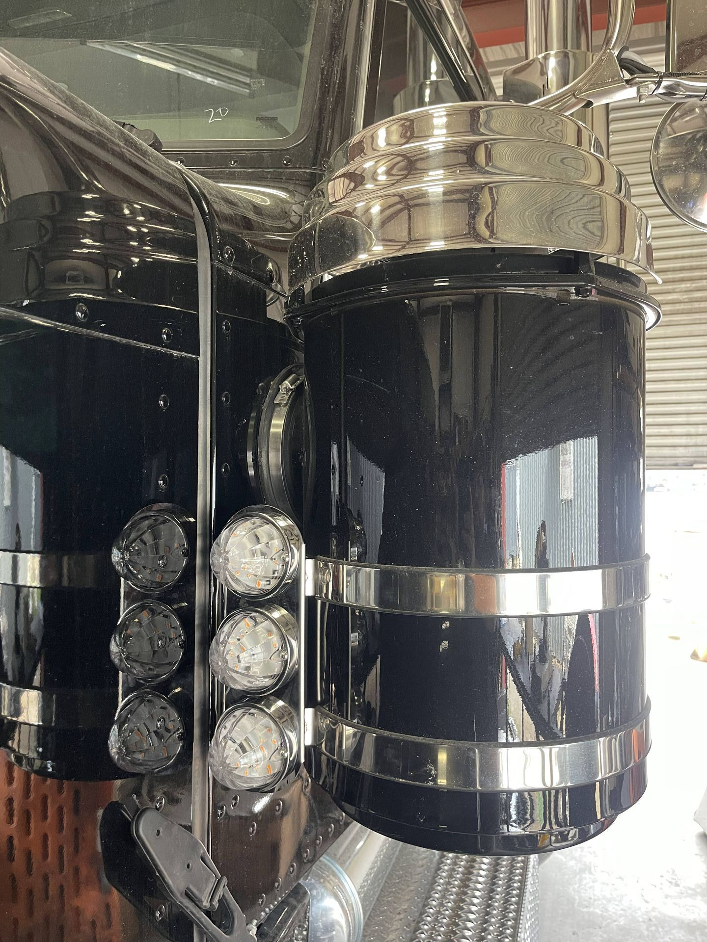 Pete Front 3WM Radius