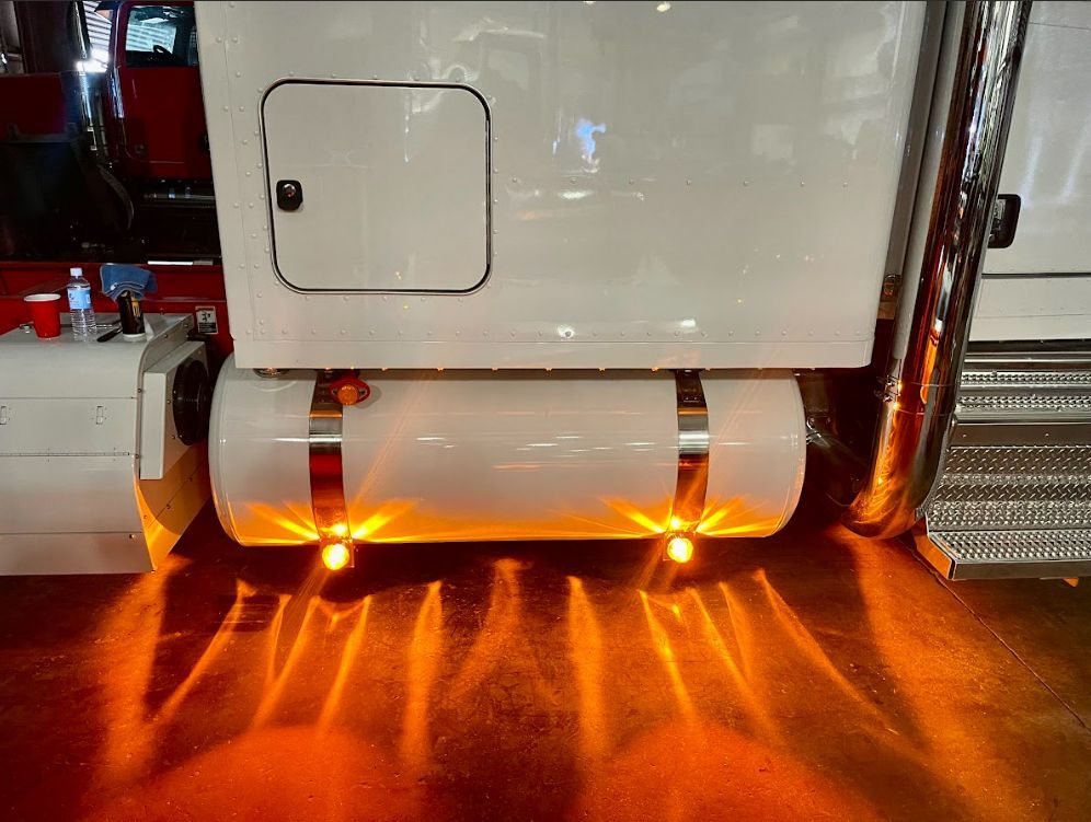 Pete Fuel Tank Light Brackets