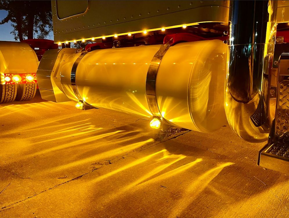 Pete Fuel Tank Light Brackets