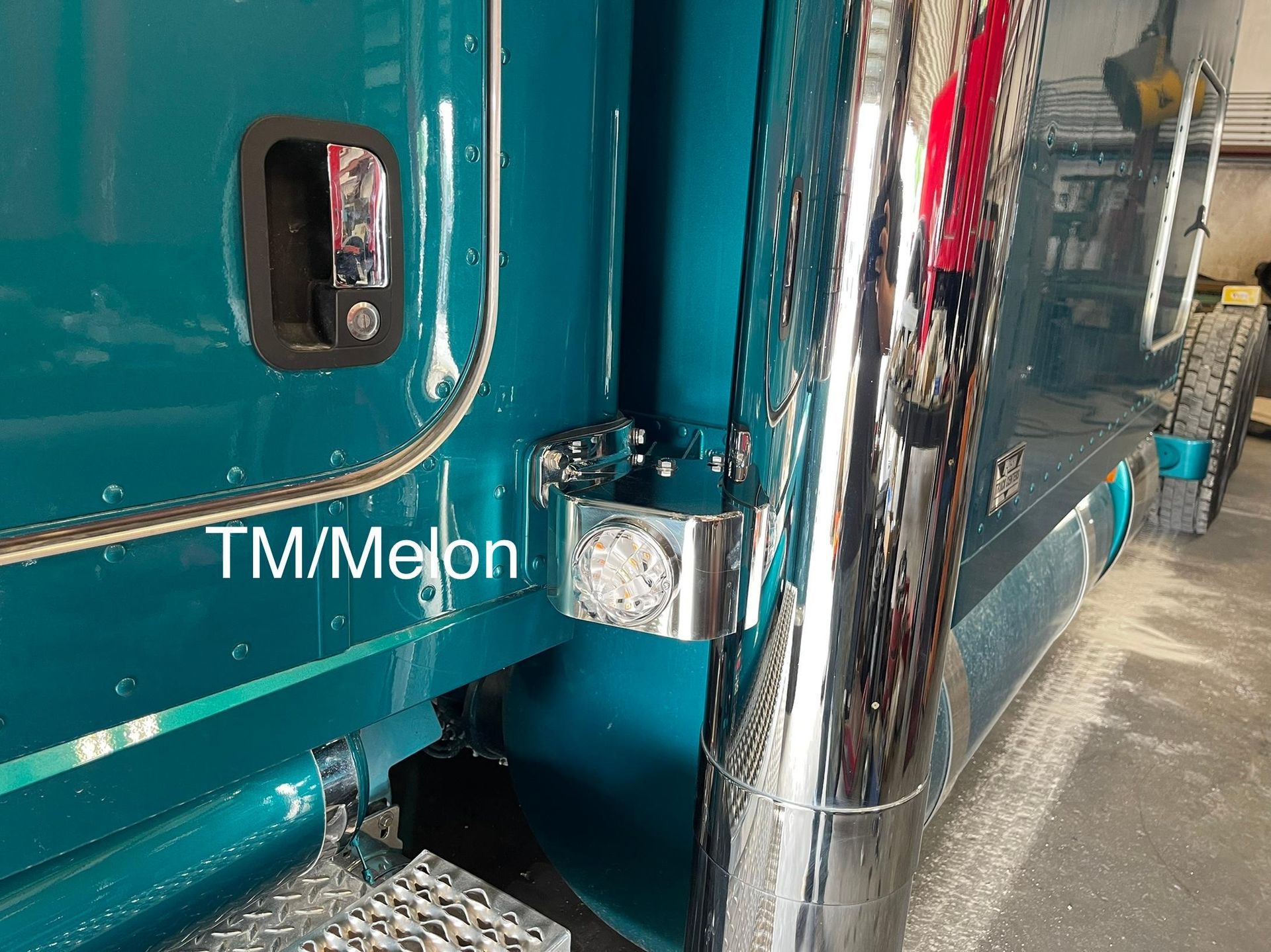 Top Mount Melon Bracket