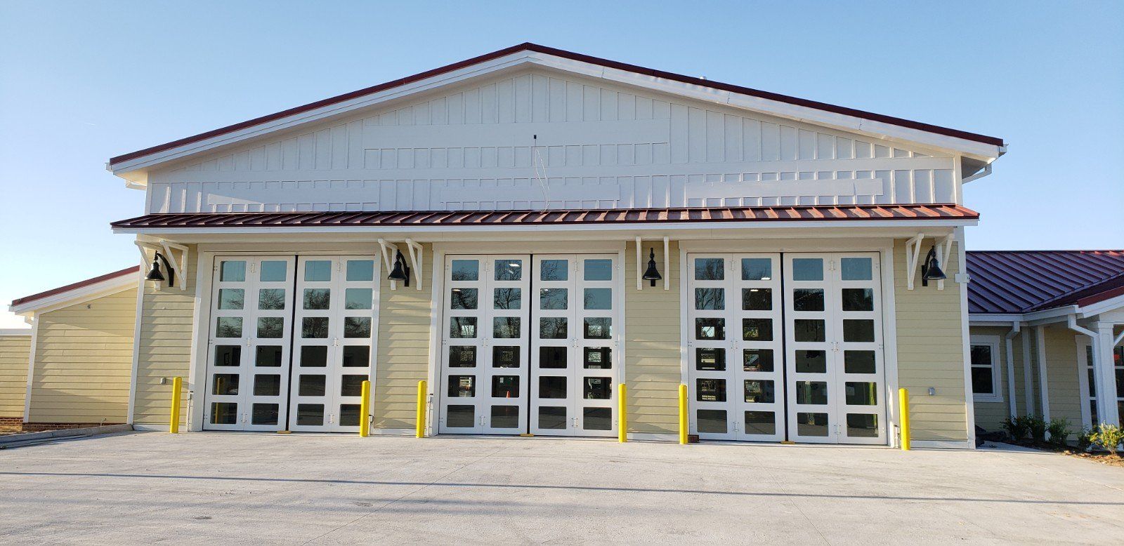 Full-Vision Overhead Doors | Amelia Overhead Doors