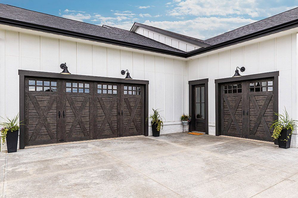 Modern Garage Doors | Amelia Overhead Doors