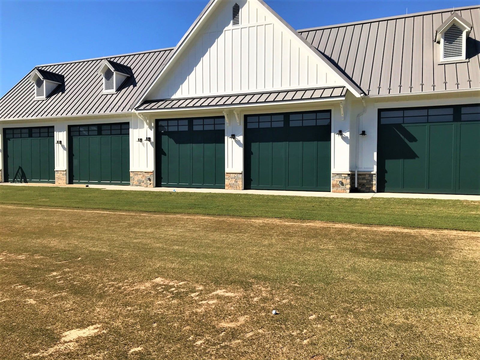 Green Overhead Doors | Amelia Overhead Doors