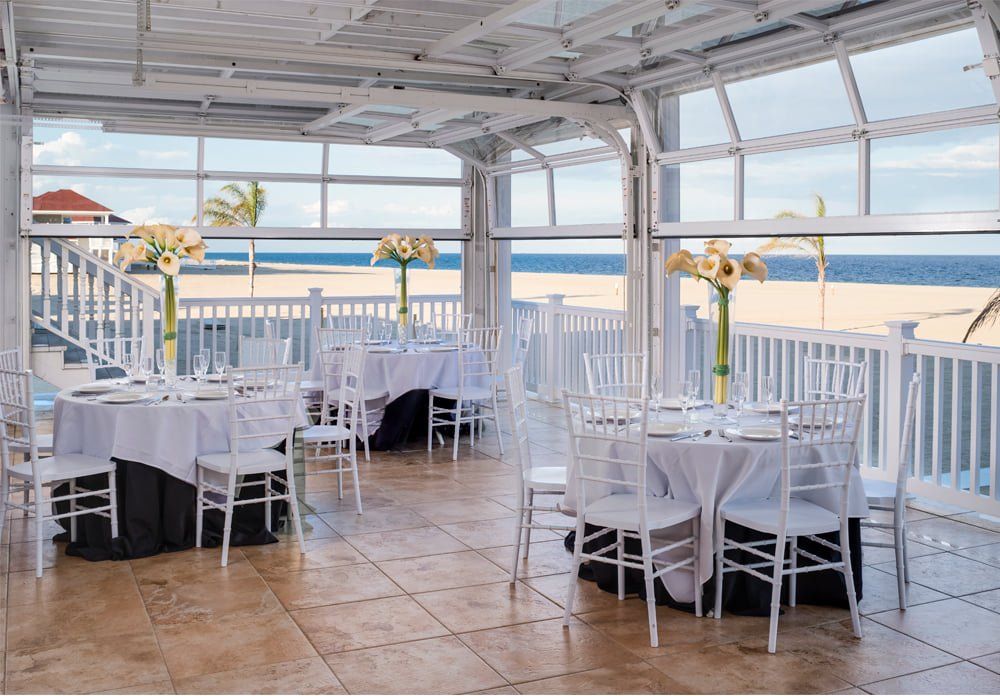 Restaurant Commercial Doors | Amelia Overhead Doors