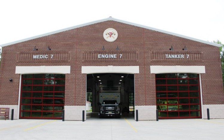 Firehouse Overhead Doors | Amelia Overhead Doors