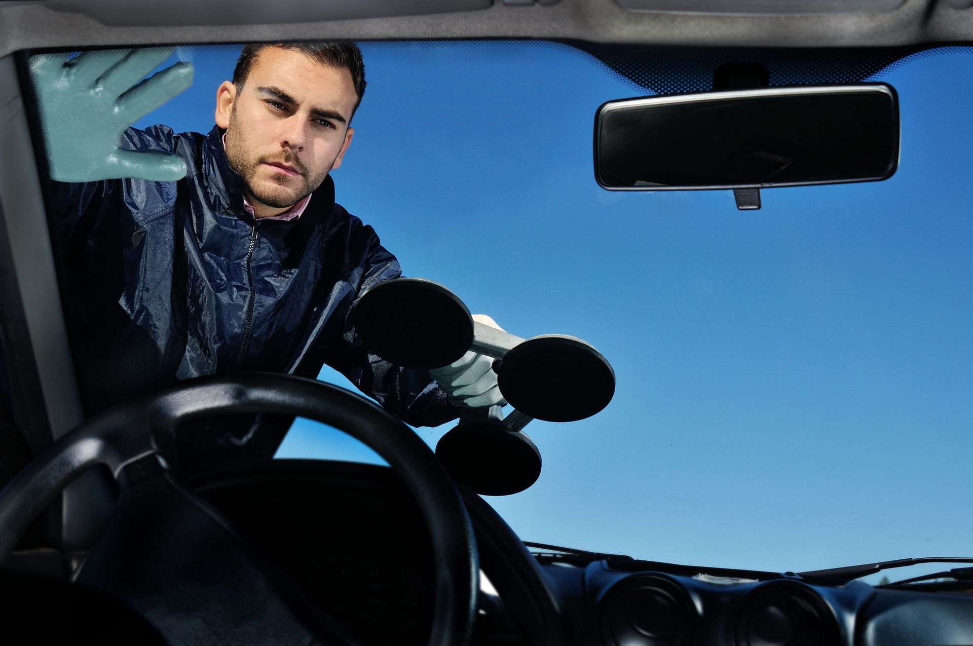 auto glass replacement 