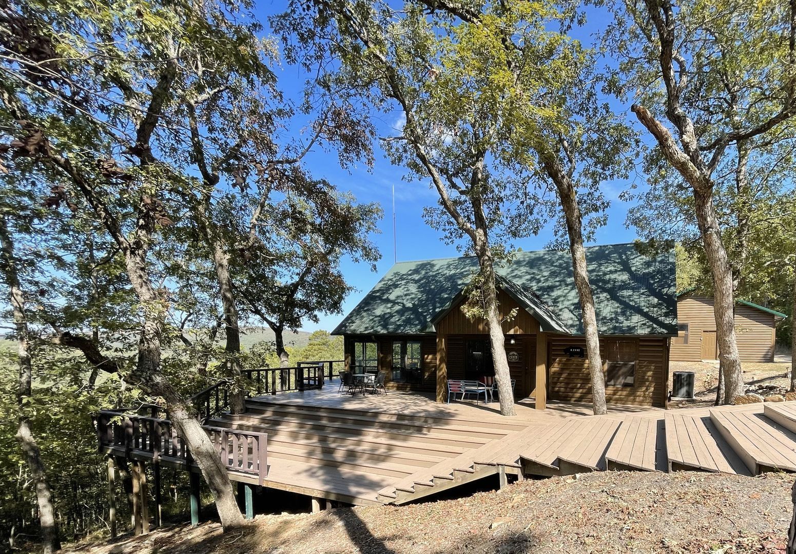 Ridge Trail Cabin