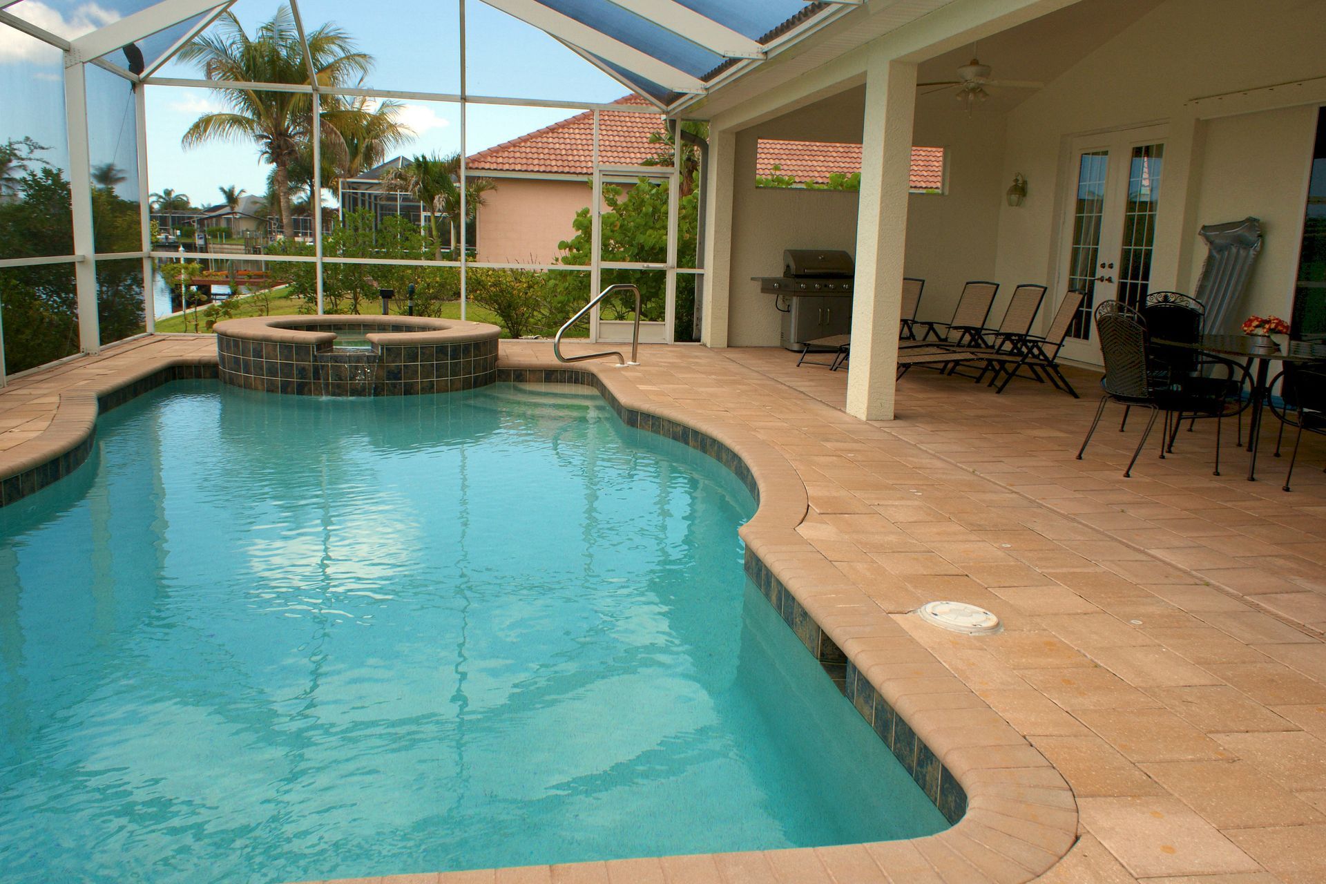 pool screen enclosures