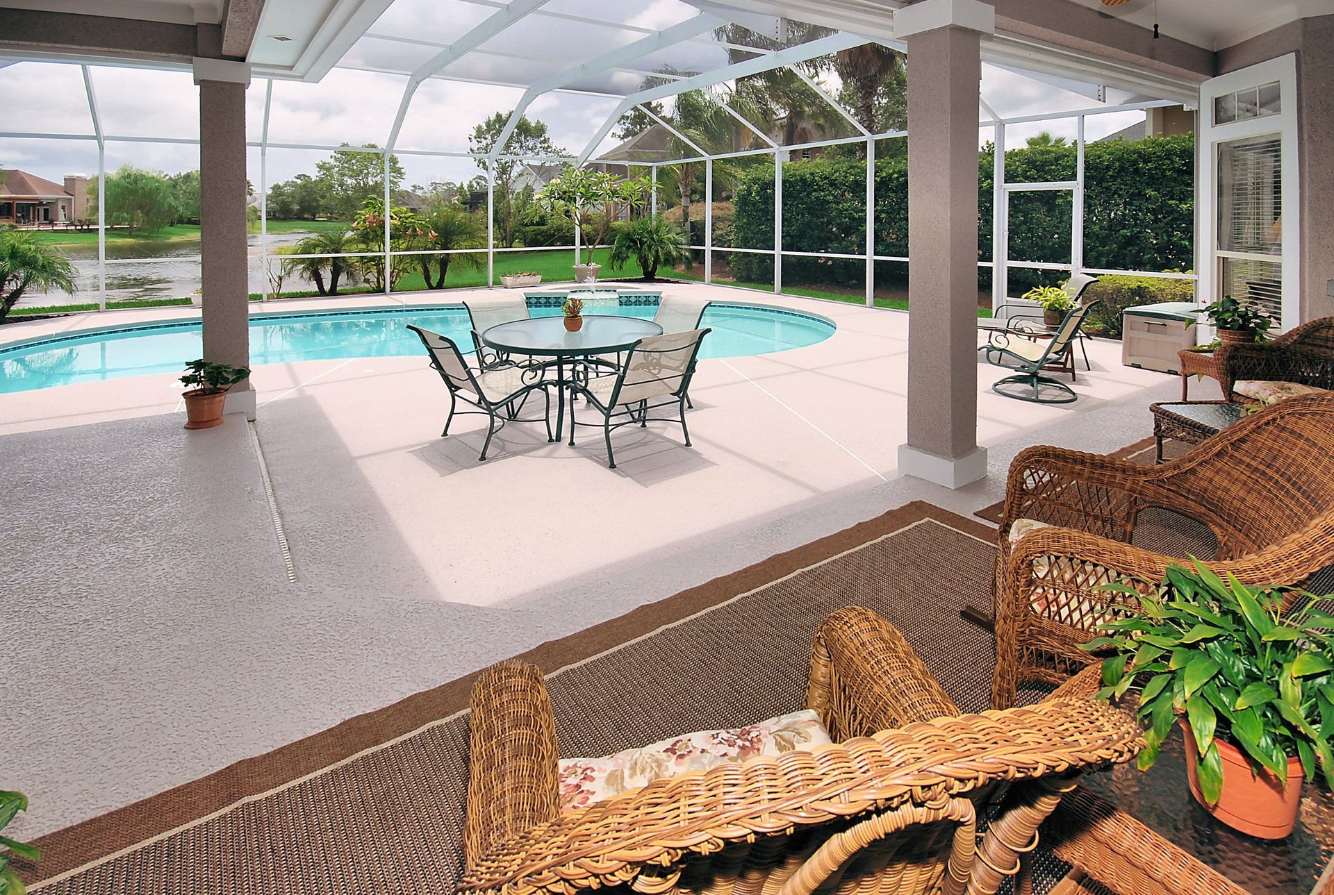 pool screen enclosure