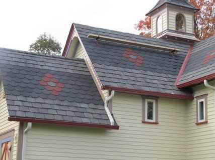 Beautiful roofing House