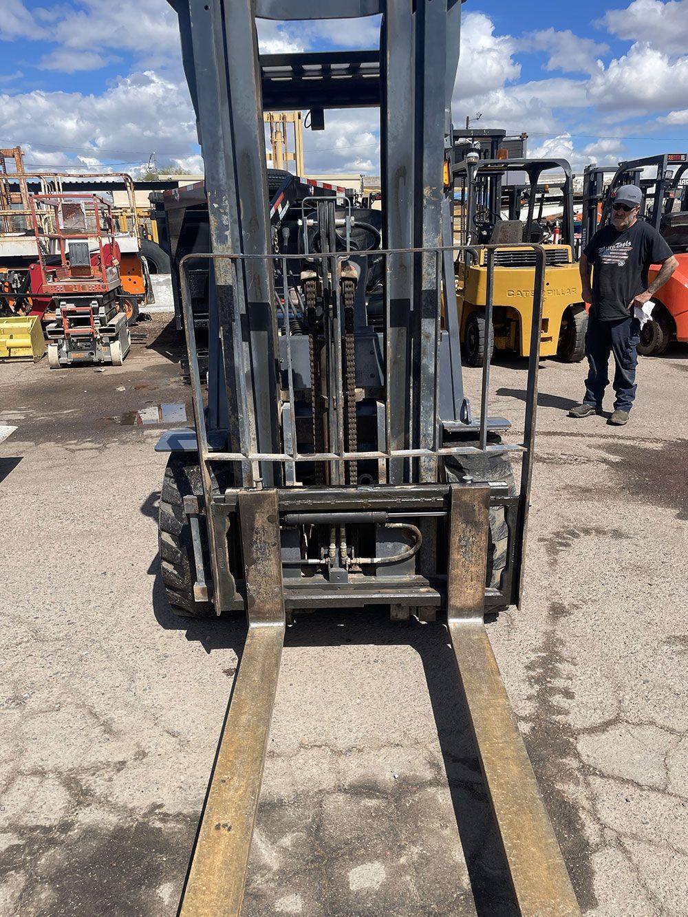 A tag that says made in 
Taiwan on it