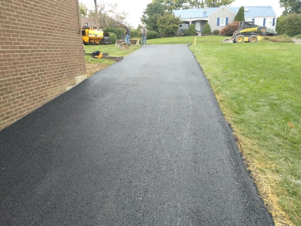 asphalt paving