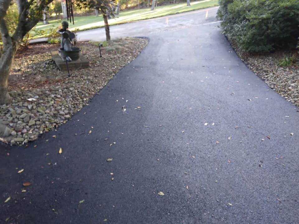 asphalt paving