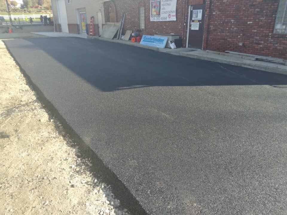 asphalt paving