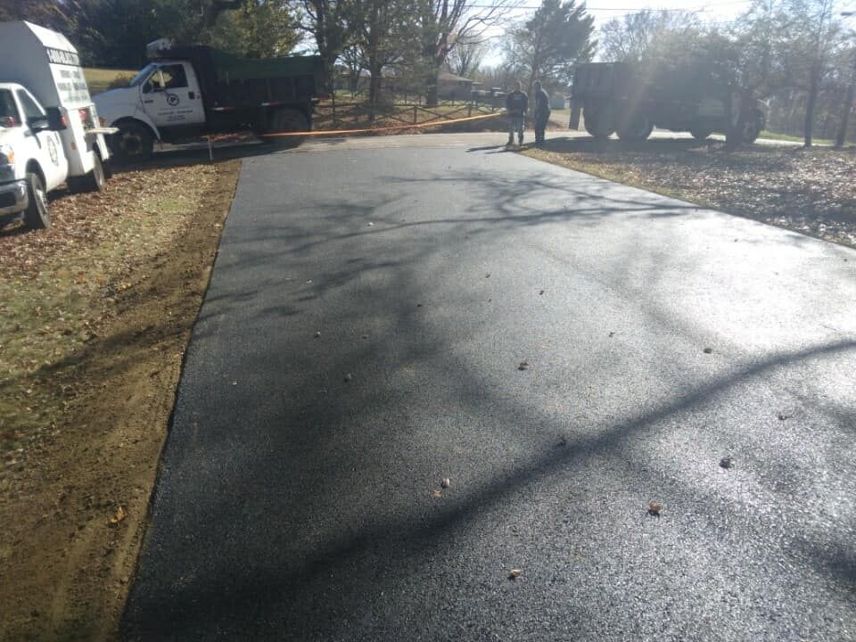 asphalt paving