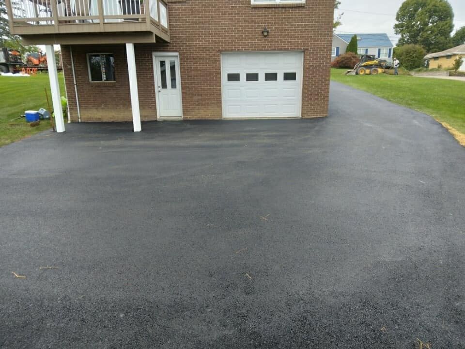 asphalt paving