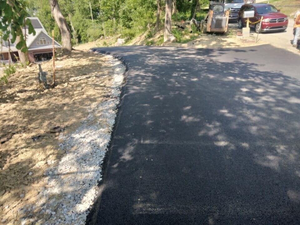 asphalt paving