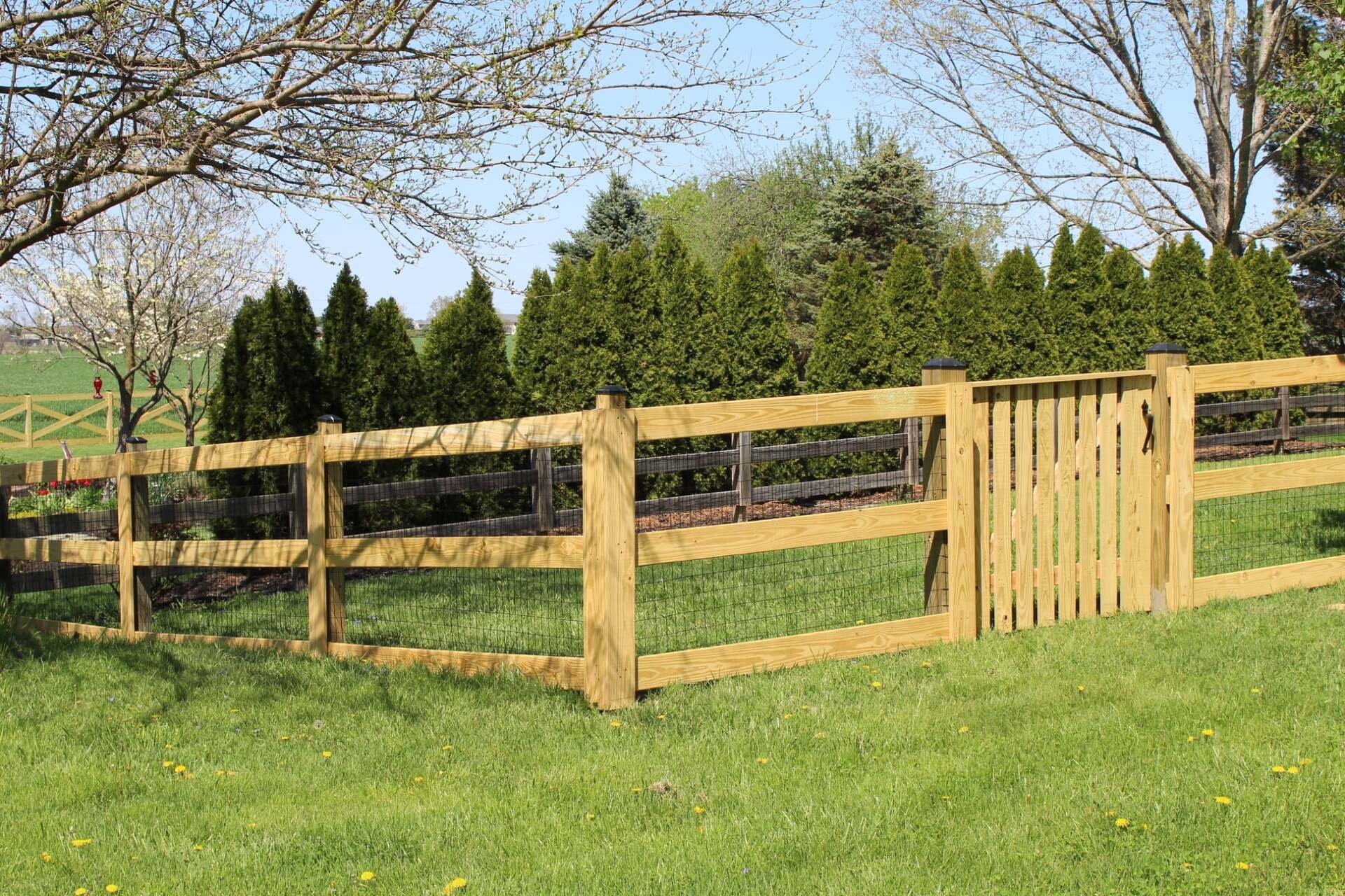 Fences Frederick, MD | Barrick Deck and Fence