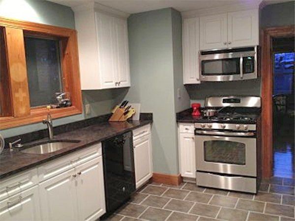 Kitchen remodeling service