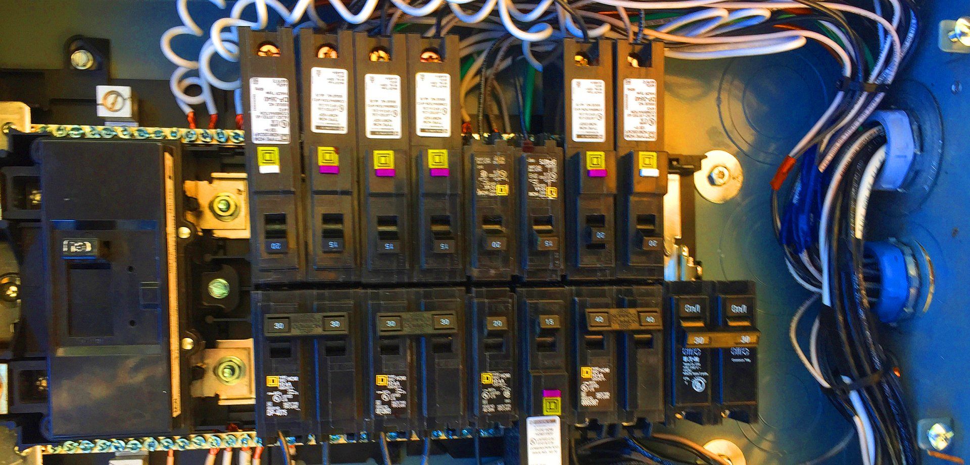 Commercial electric panel