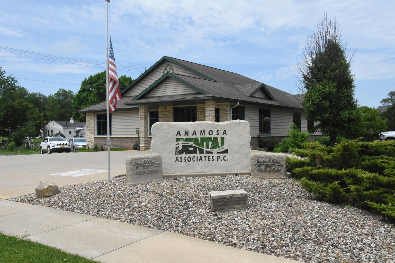 Anamosa Dental front