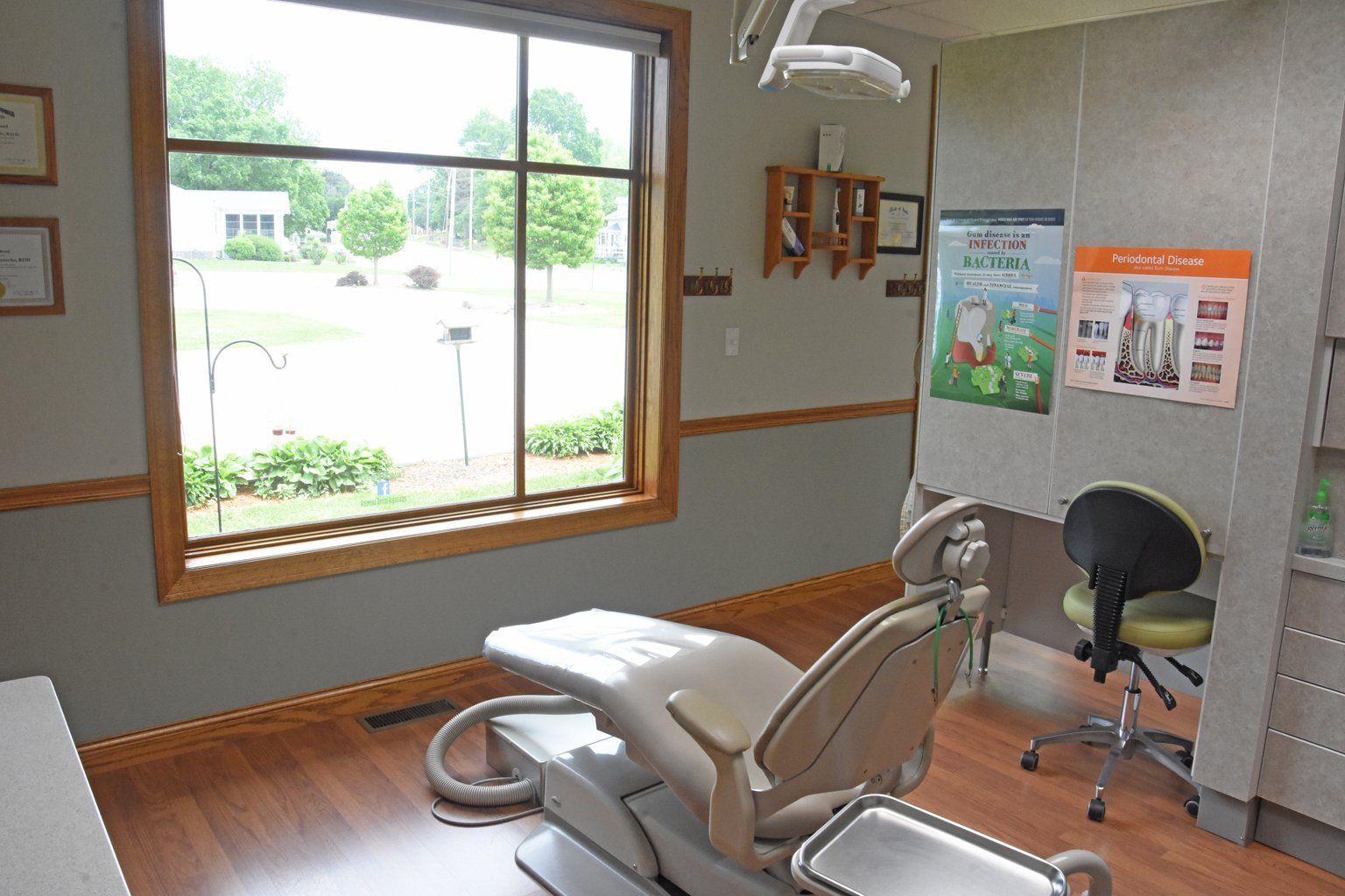 Anamosa Dental clinic dental chair view