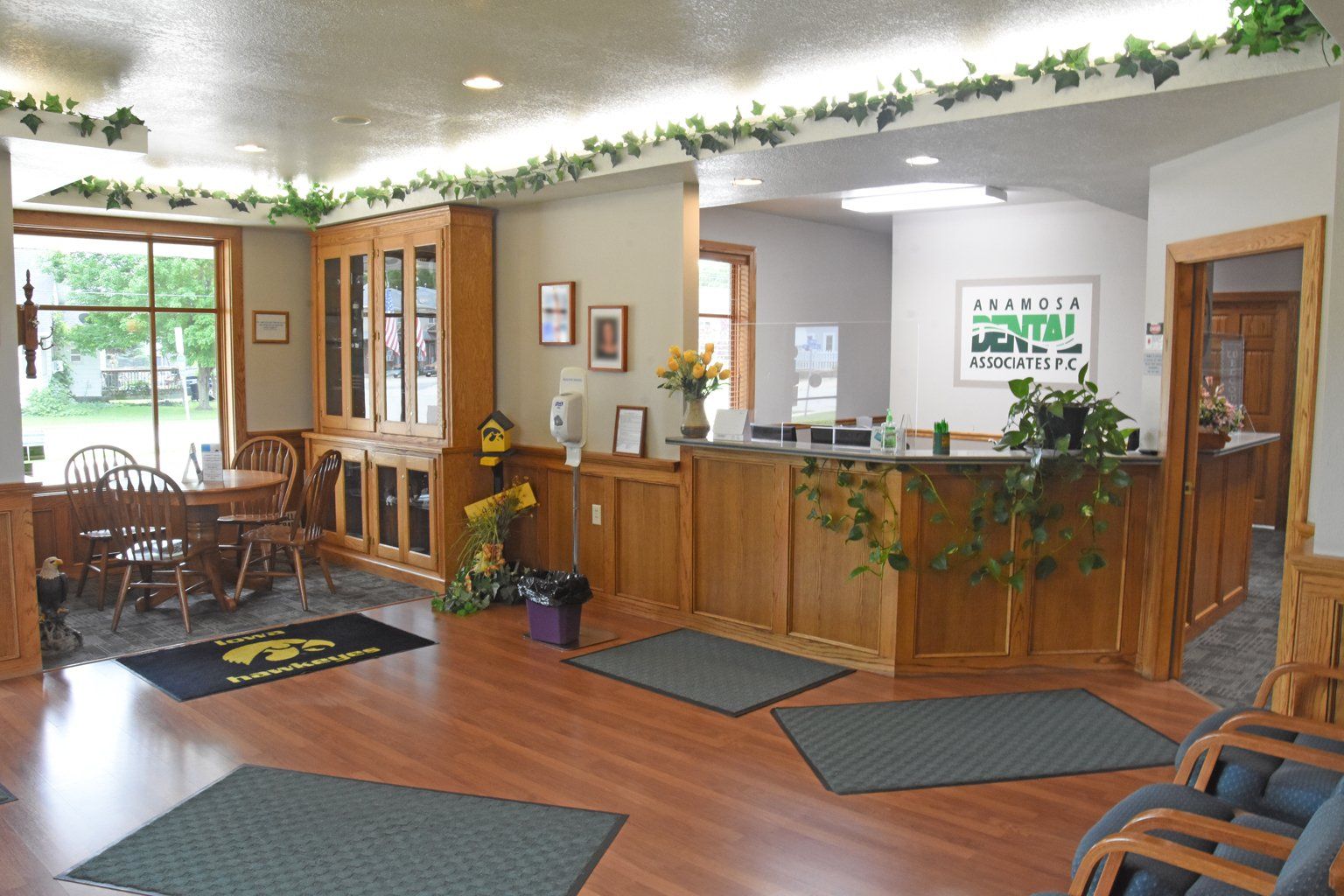 Anamosa Dental lobby