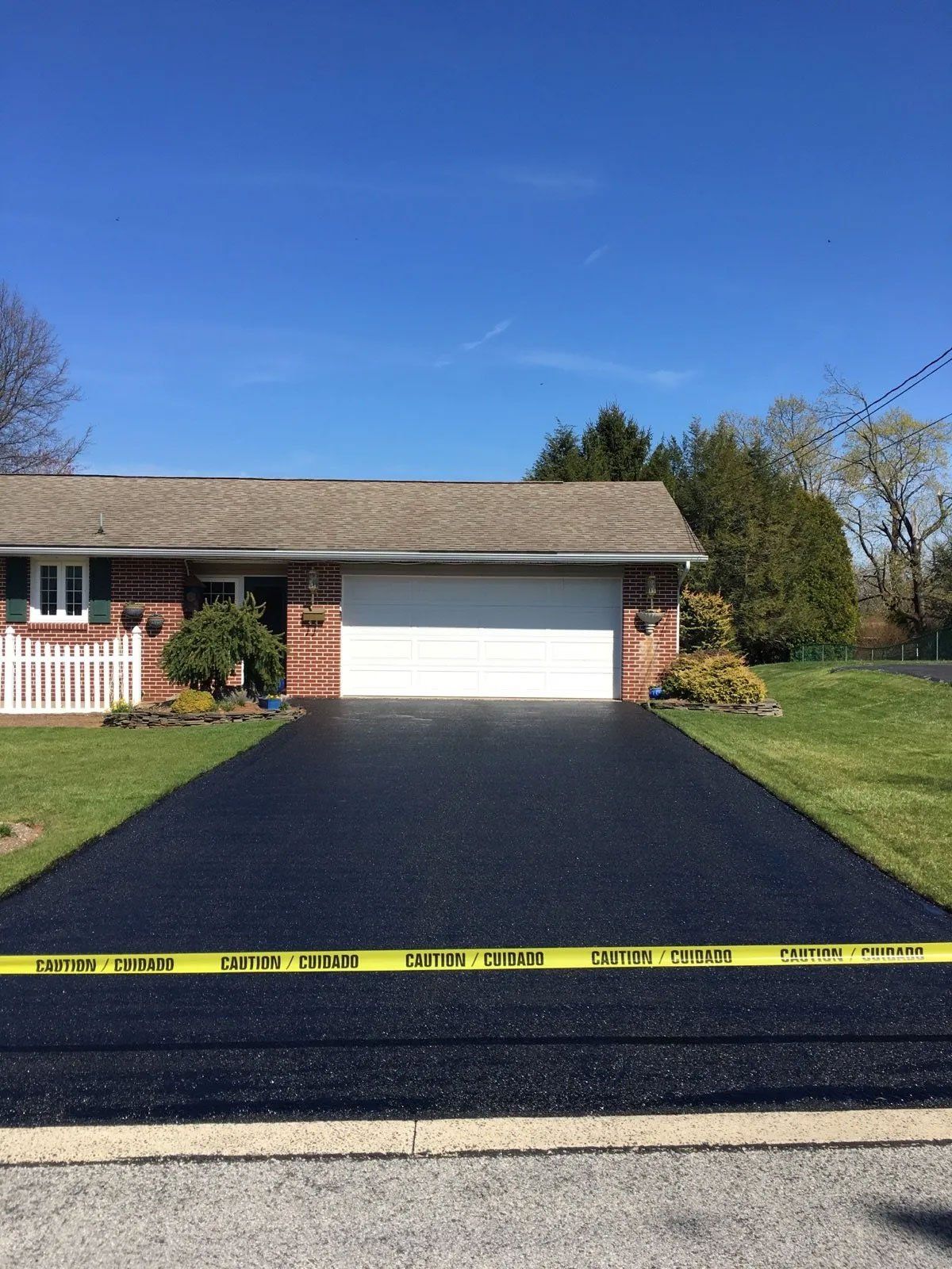 Residential Sealcoating | Driveway Sealcoating | Kutztown PA