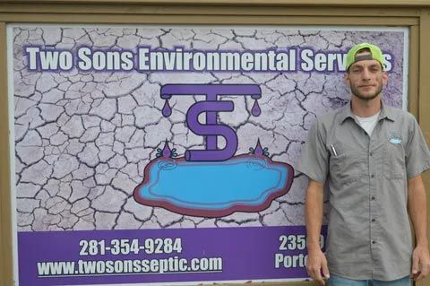 Christopher Langston (Chris)