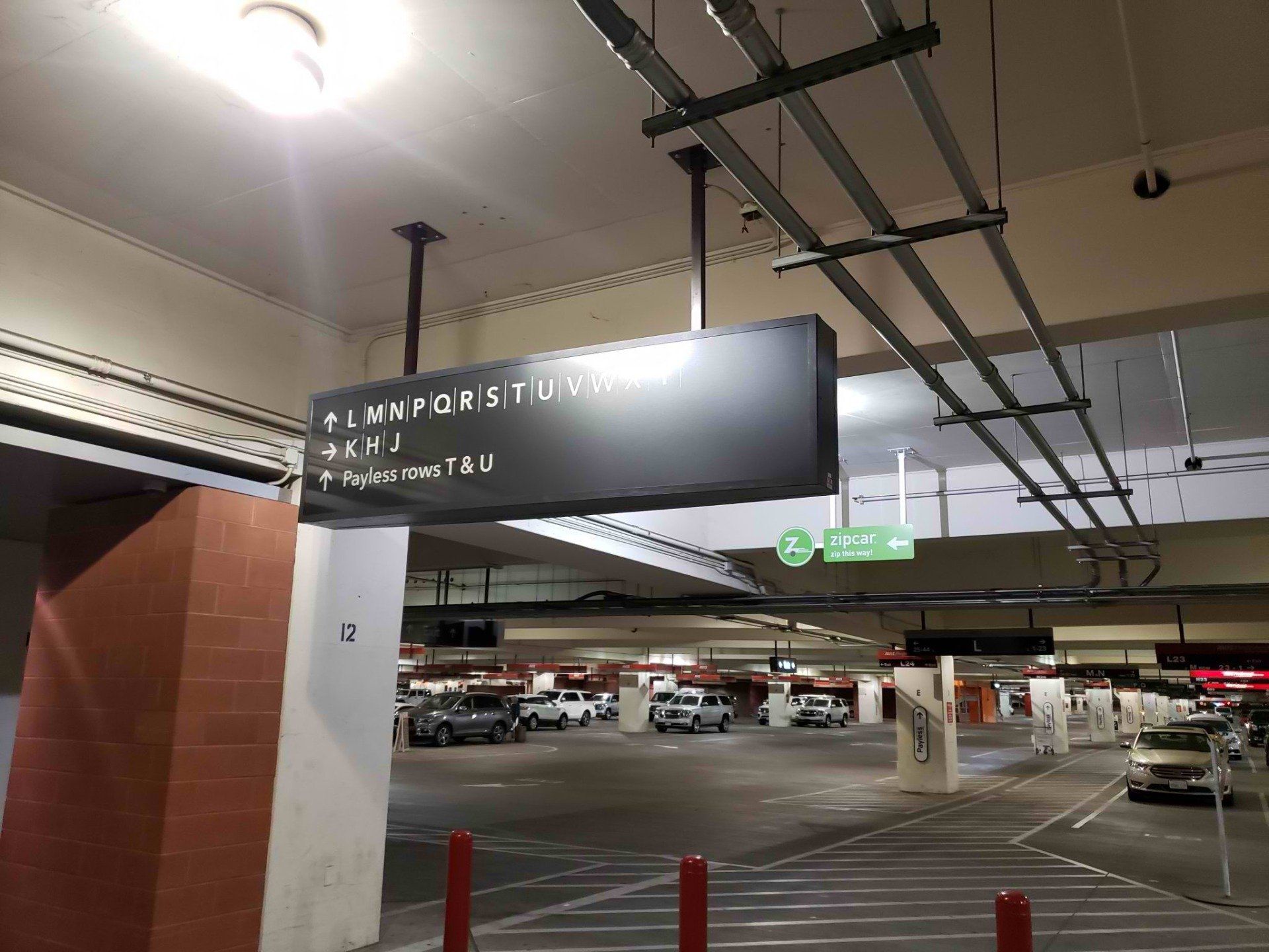 Avis Phoenix Sky Harbor Airport - Phoenix AZ