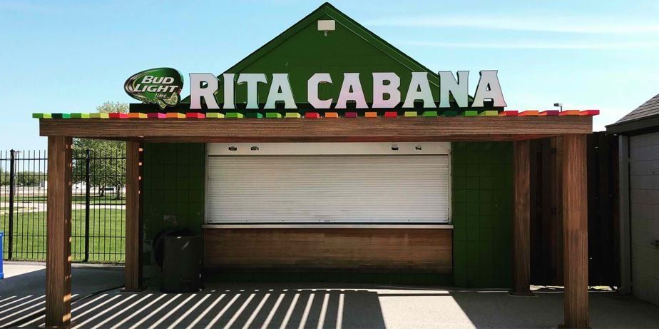 Hollywood Casino Ampitheater Craft Corner Change Out - Maryland Heights MO