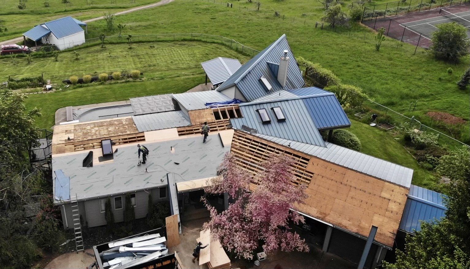 Roofing before renovation