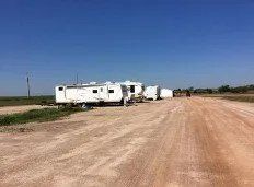 154 Acres with Oilfield Service 