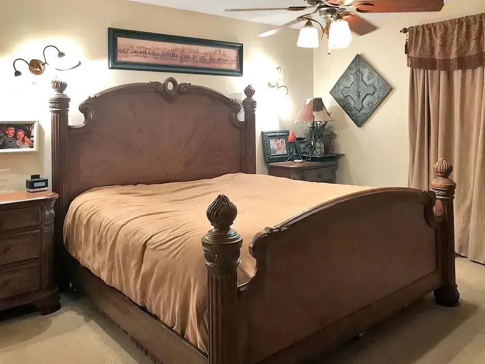 Bedroom