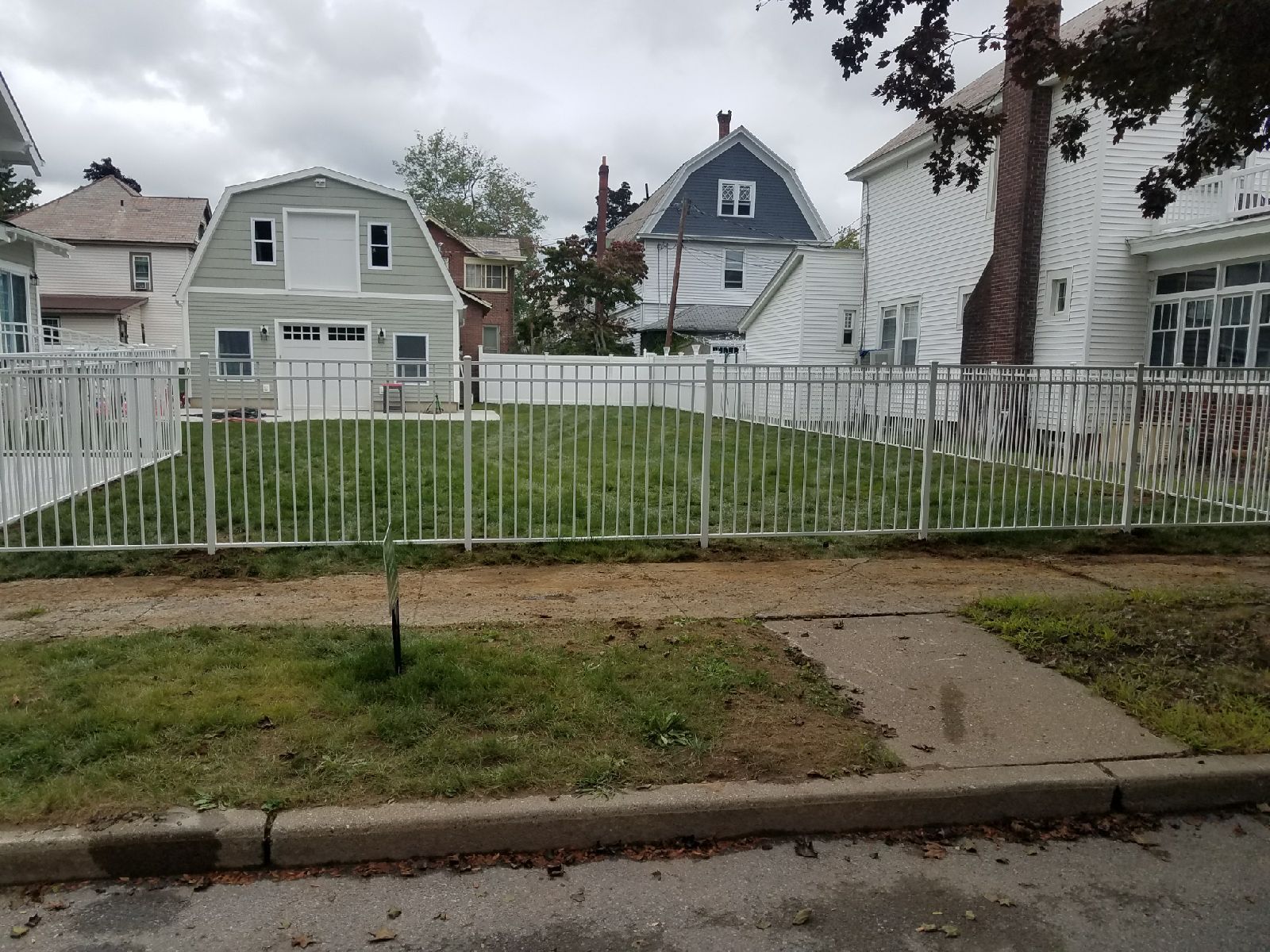 Residential fence