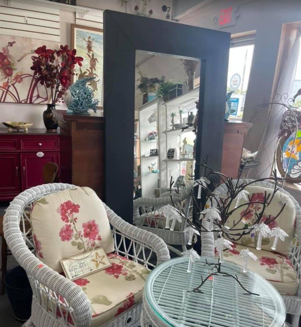 HighEnd Consignment Furniture Punta Gorda, FL