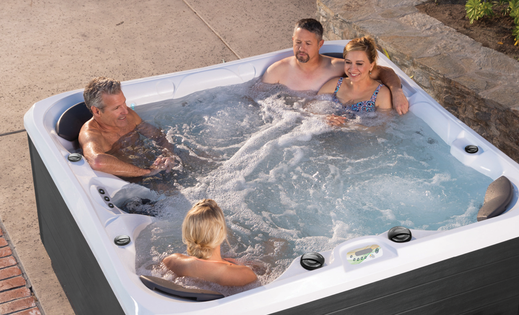 Hot Tubs | Bourbonnais, IL | JTS Pools