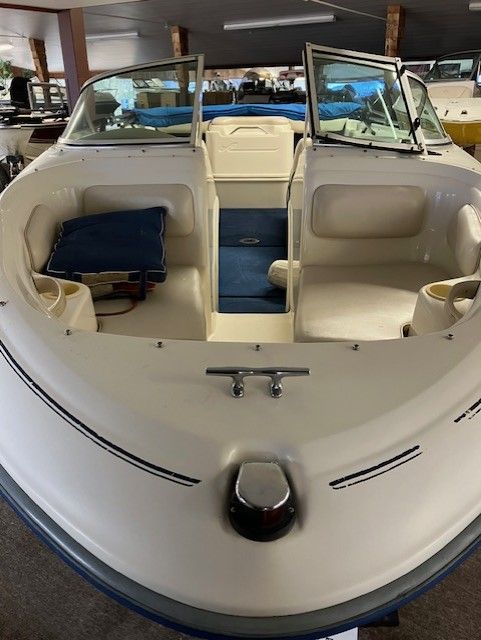 1998 SeaRay 175 Bow Rider front view
