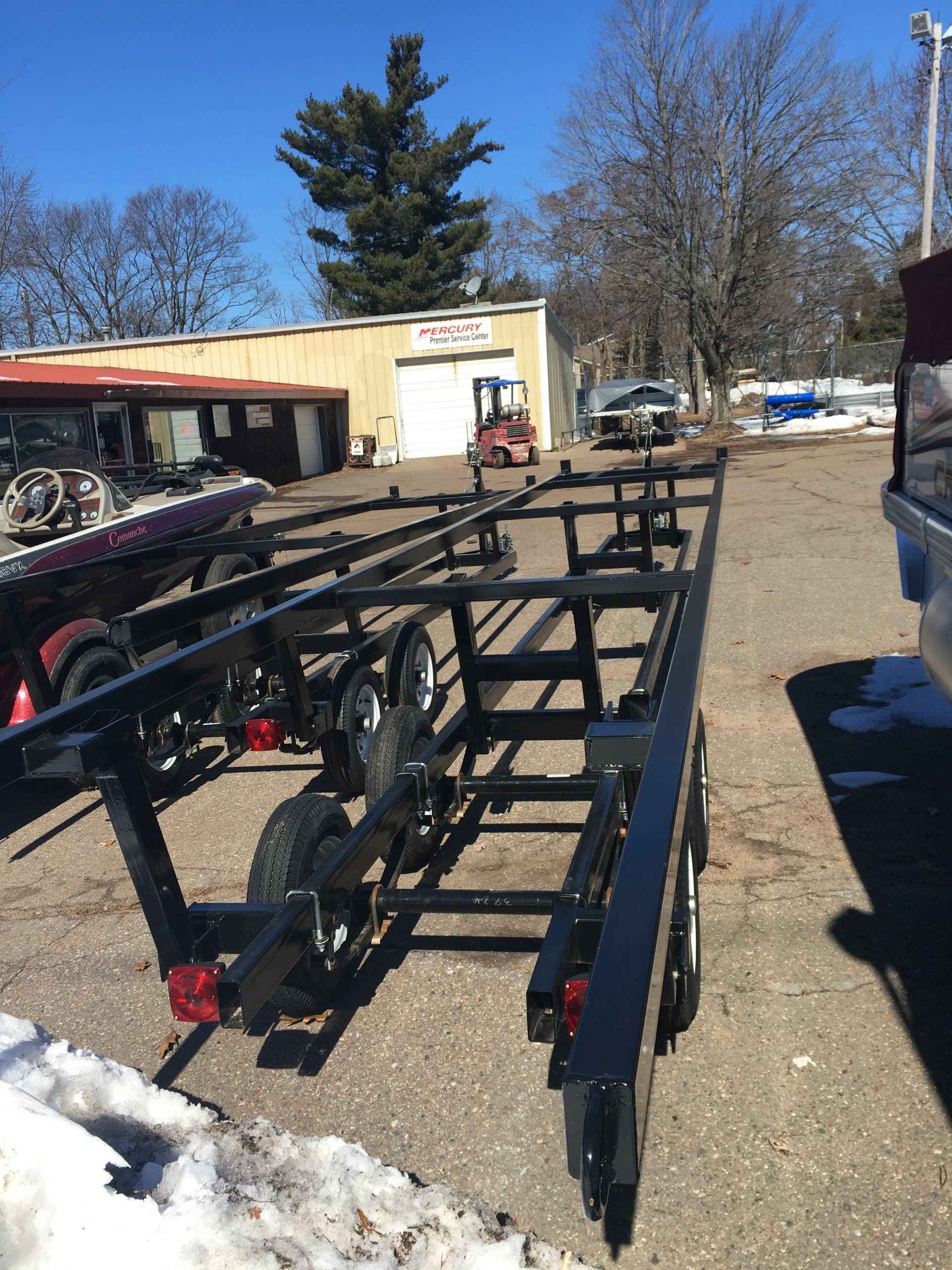 scissor-style-trailers-bunk-style-trailers-wausau-wi