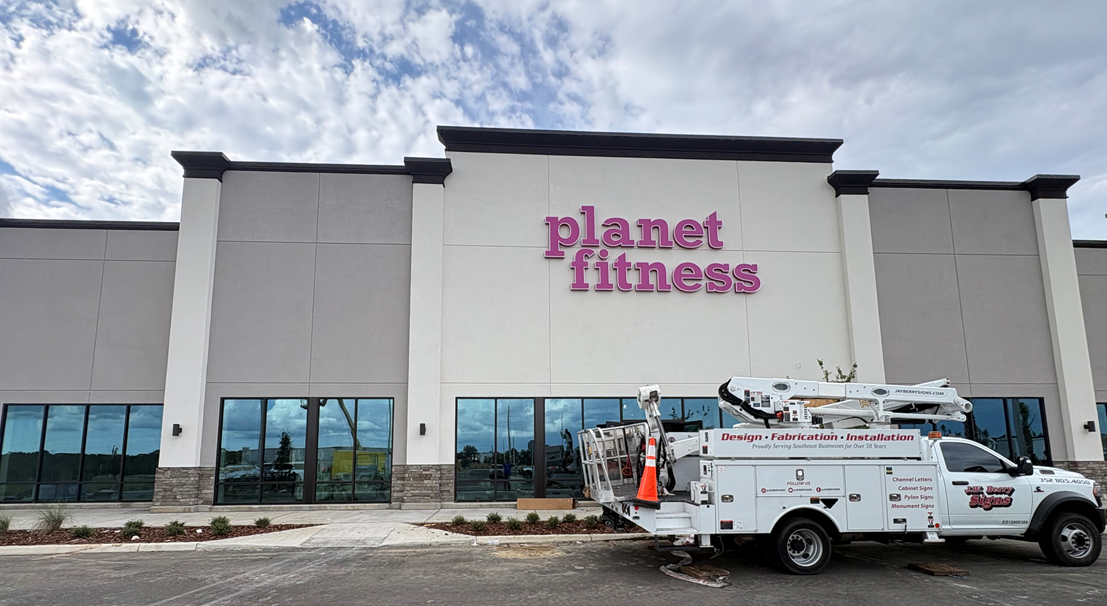 Planet Fitness storefront