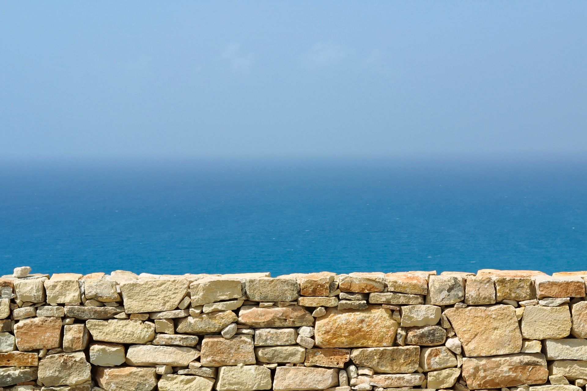 natural stone retaining wall