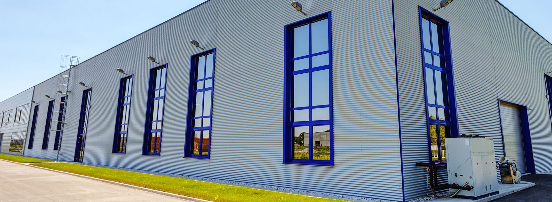 Commercial building windows
